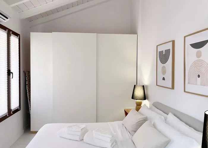 Atico Con Terraza En La Goleta Apartmán Màlaga